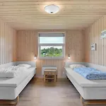 In With Sauna